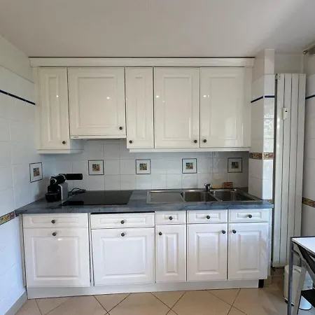 Appartement A003-magnifique Proche Du Centre De *